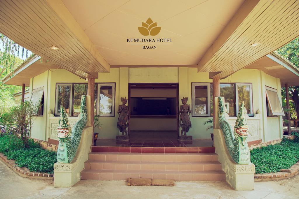 Hotel Kumudara Pagan Zewnętrze zdjęcie
