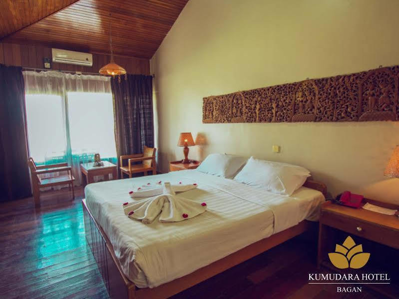 Hotel Kumudara Pagan Zewnętrze zdjęcie